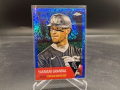 2022 Topps Chrome Blue Mini Diamond #227 Yasmani Grandal 051/199 White Sox